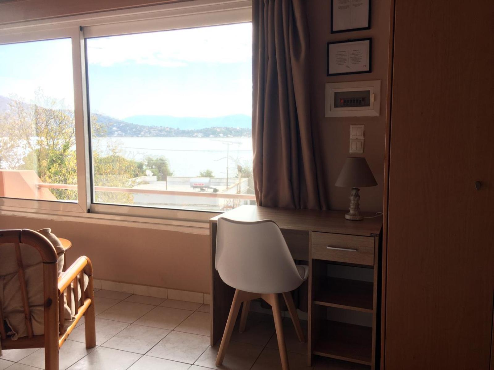 Penthouse Studio Next To The Sea ซาลามีส ภายนอก รูปภาพ